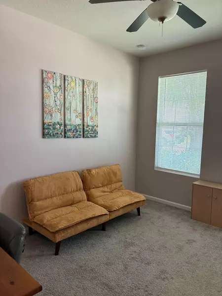 Coliving in Melbourne - Outer Orlando, Orlando