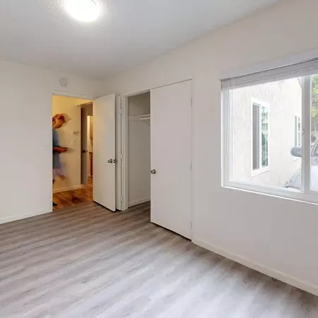 Coliving in Pacific Beach - Coastal, San Diego