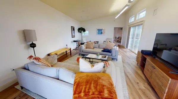 Coliving in East Palo Alto - Peninsula, San Francisco