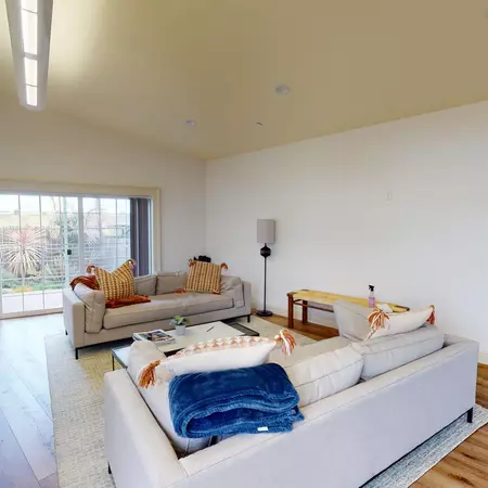 Coliving in East Palo Alto - Peninsula, San Francisco