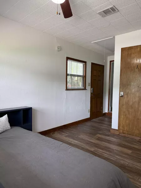 Coliving in San Marcos - South Austin, Austin