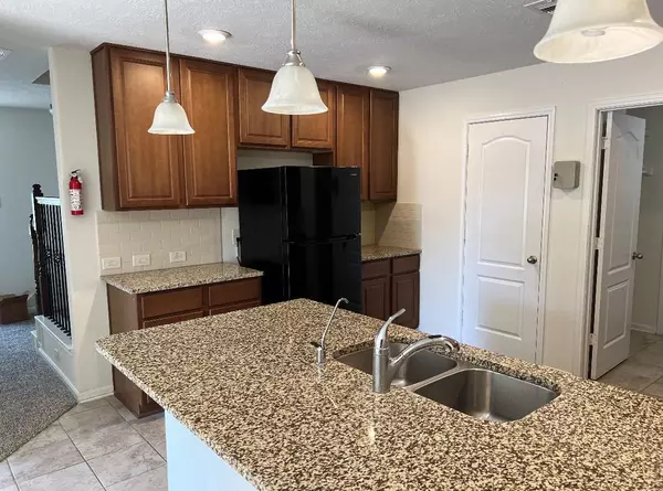 Coliving in Greater Greenspoint - Ne Houston, Houston