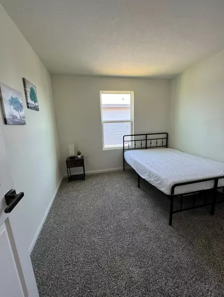 Coliving in Greater Greenspoint - Ne Houston, Houston