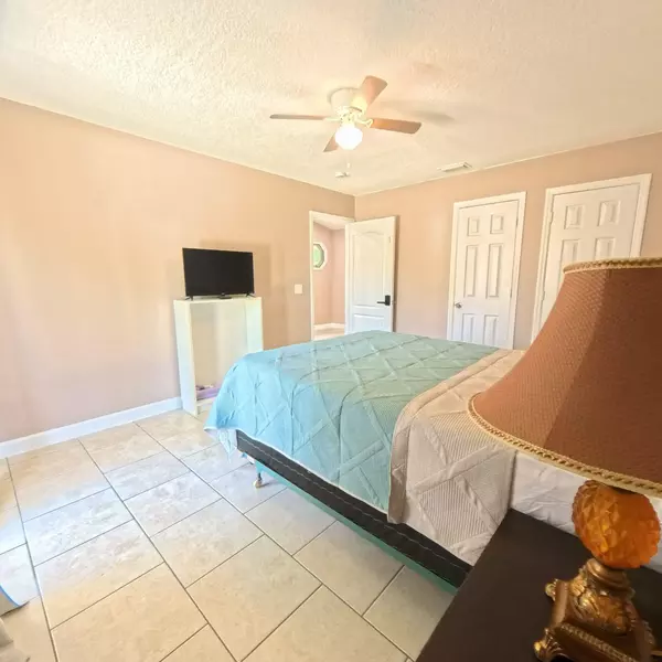 Coliving in Deltona - Outer Orlando, Orlando