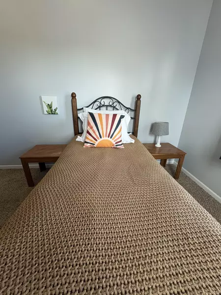 Coliving in Red Bridge - KCMO, Kansas City