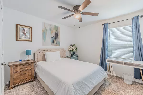 Coliving in The Woodlands - Nw Houston, Houston