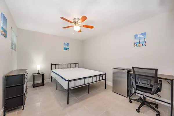 Coliving in Melbourne - Outer Orlando, Orlando