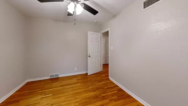 Coliving in Central Arlington - Arlington, Dallas