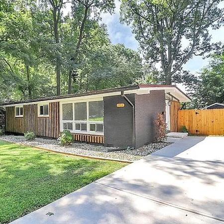 Coliving in Montclaire - South Charlotte, Charlotte