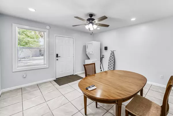 Coliving in Cedar Hills - Westside, Jacksonville