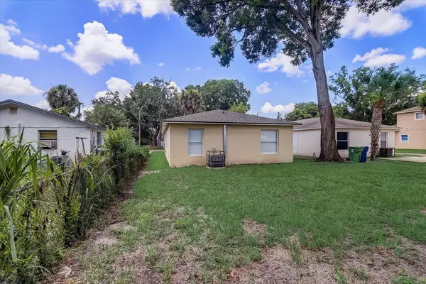 Coliving in Ybor City - Central Tampa, Tampa