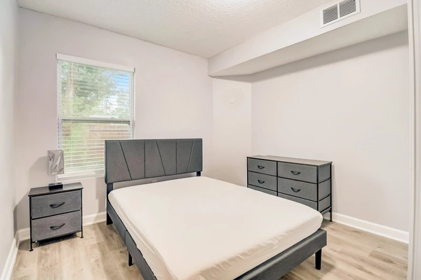 Coliving in Hogan - Southside, Jacksonville