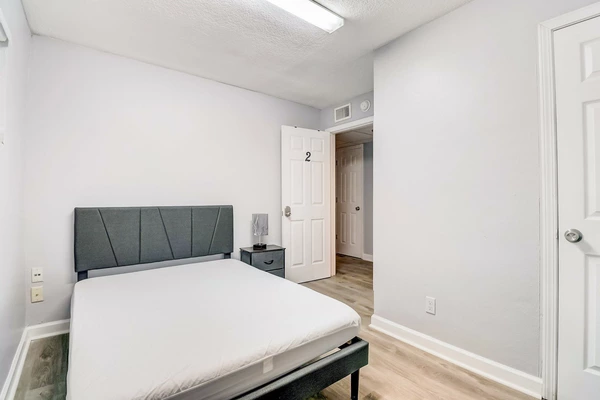 Coliving in Hogan - Southside, Jacksonville