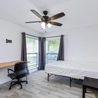 Coliving in Pearland - Se Houston, Houston