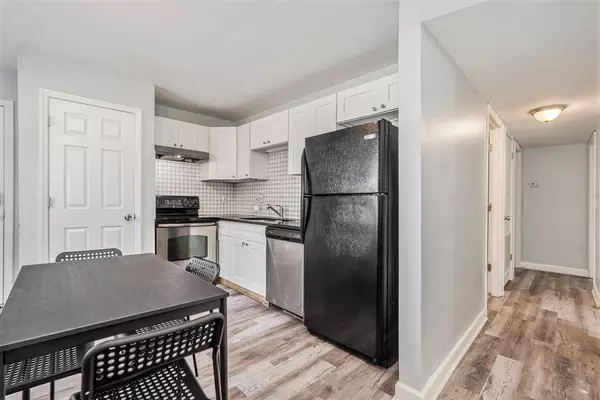 Coliving in Grant Park Tampa - East Tampa, Tampa