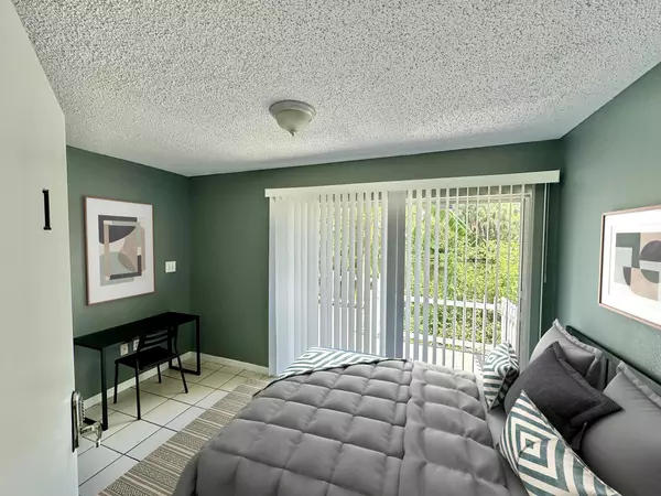 Coliving in Odessa - North Tampa, Tampa