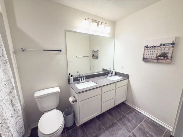 Coliving in Southeast Austin - South Austin, Austin