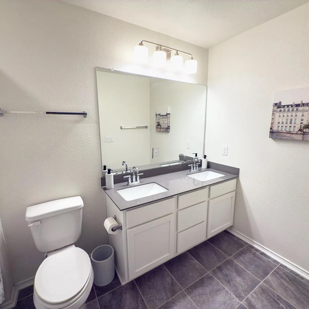 Coliving in Southeast Austin - South Austin, Austin