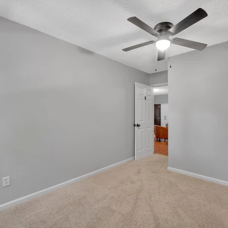 Coliving in College Downs - North Charlotte, Charlotte