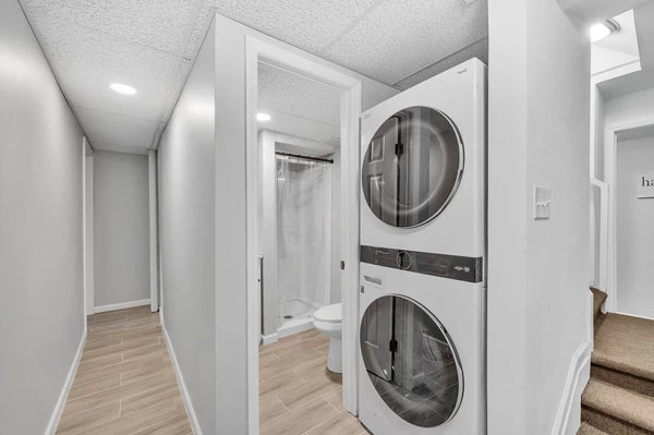 Coliving in Idlewild South - East Charlotte, Charlotte