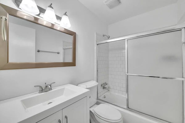 Coliving in Idlewild South - East Charlotte, Charlotte