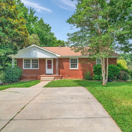 Coliving in Idlewild South - East Charlotte, Charlotte