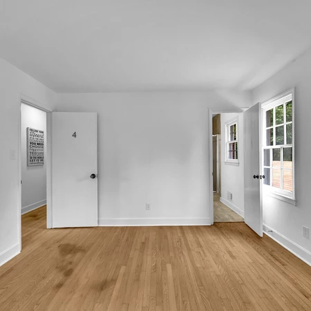 Coliving in Idlewild South - East Charlotte, Charlotte