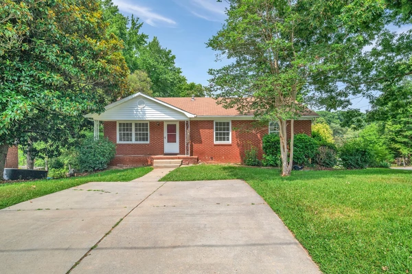 Coliving in Idlewild South - East Charlotte, Charlotte