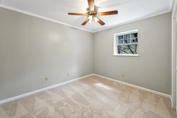 Coliving in Fairview - West Van, Vancouver
