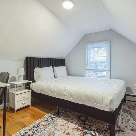 Coliving in Ward Two - Somerville, Boston