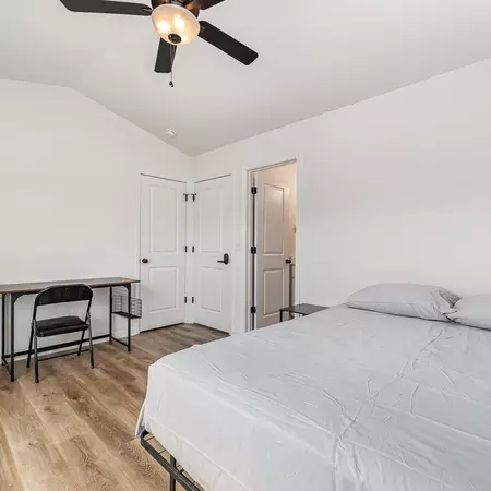 Coliving in Westchester - West Charlotte, Charlotte