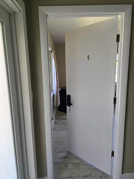 Coliving in Oakland Park - Broward County, Miami