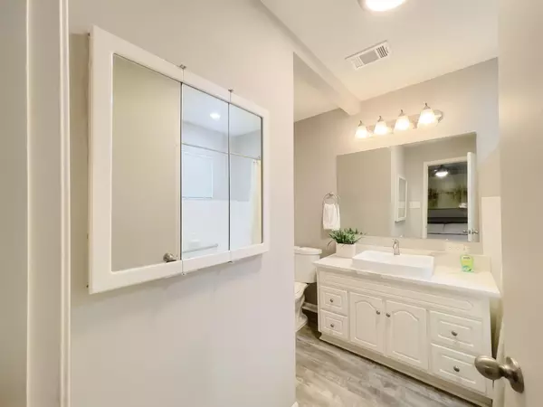 Coliving in Greater Hobby Area - Se Houston, Houston