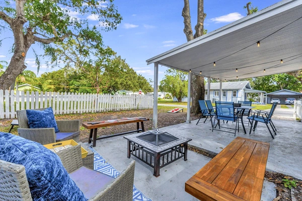 Coliving in Downtown St. Petersburg - Clearwater-St. Petersburg, Tampa