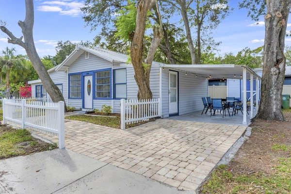 Coliving in Downtown St. Petersburg - Clearwater-St. Petersburg, Tampa