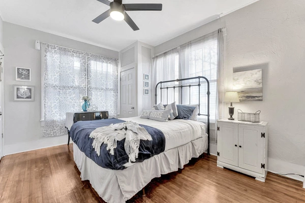 Coliving in Downtown St. Petersburg - Clearwater-St. Petersburg, Tampa