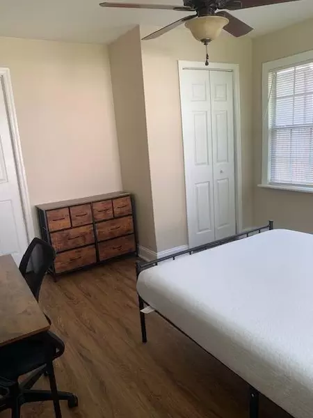 Coliving in Seminole Heights - North Tampa, Tampa