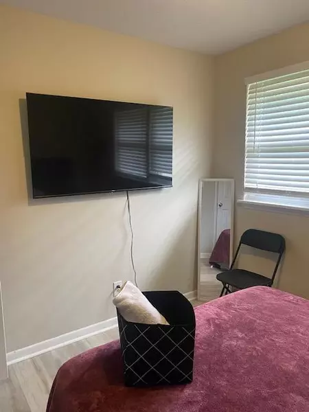 Coliving in South Park - South Raleigh, Raleigh