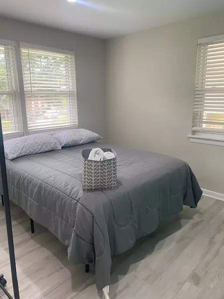 Coliving in South Park - South Raleigh, Raleigh