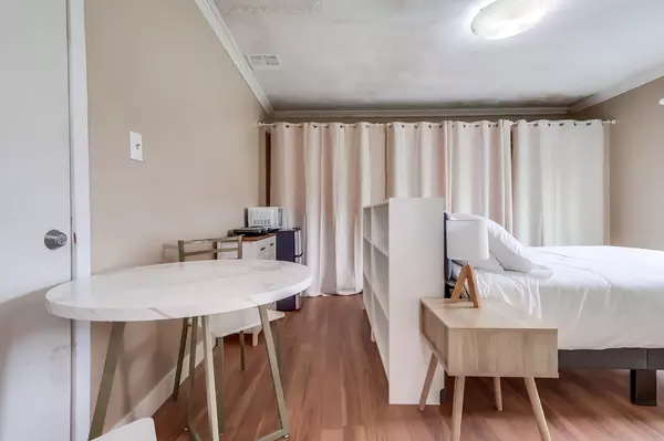 Coliving in South Gate - Southeast, Los Angeles
