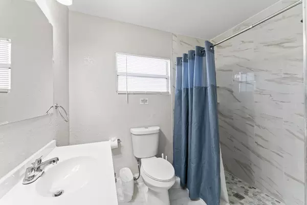Coliving in Sulphur Springs - North Tampa, Tampa