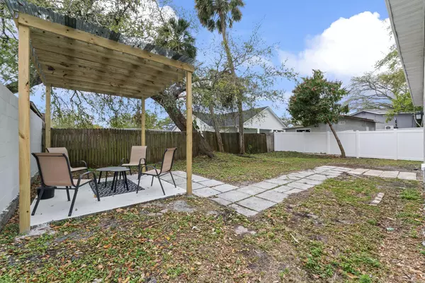 Coliving in Sulphur Springs - North Tampa, Tampa