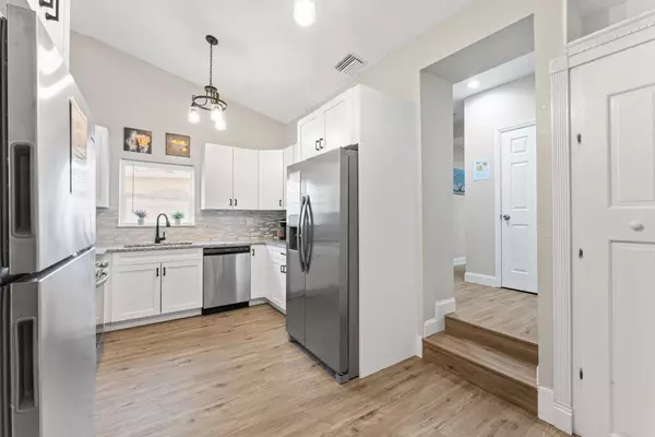 Coliving in Sulphur Springs - North Tampa, Tampa