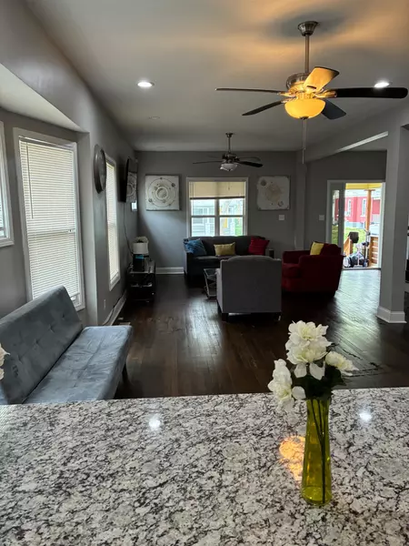 Coliving in Ivanhoe - KCMO, Kansas City