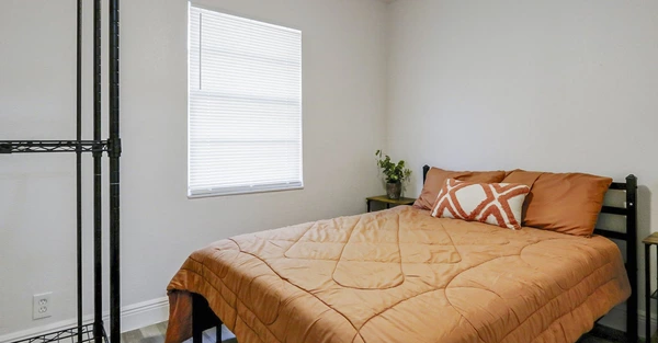 Coliving in Sulphur Springs - North Tampa, Tampa