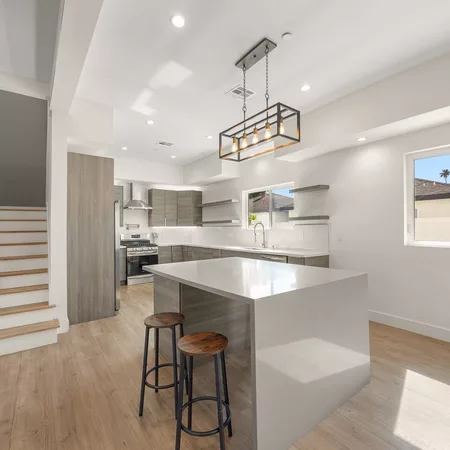 Coliving in Valley Village - San Fernando Valley, Los Angeles