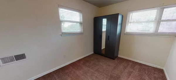 Coliving in Central Arlington - Arlington, Dallas