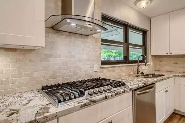 4 bedrooms apartment for rent in Alamo Heights - North SATX, San Antonio