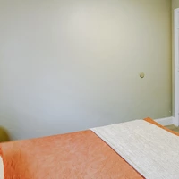 Coliving in Live Oaks Square - East Tampa, Tampa