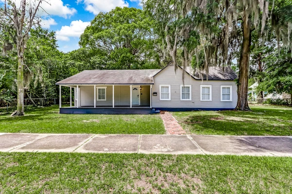 Coliving in College Park JAX - Northside, Jacksonville